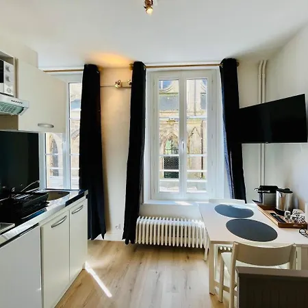 Le Petit Guillaume Apartment