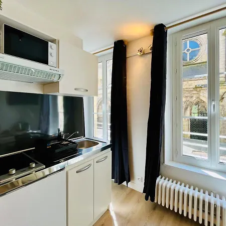Le Petit Guillaume Apartment