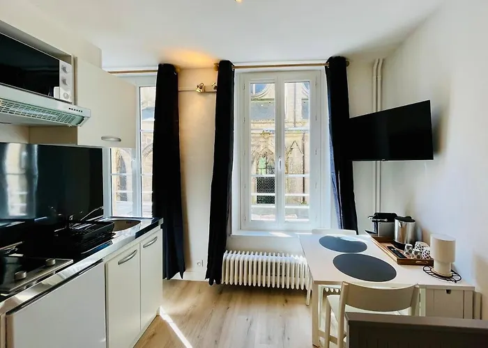 Le Petit Guillaume Apartment